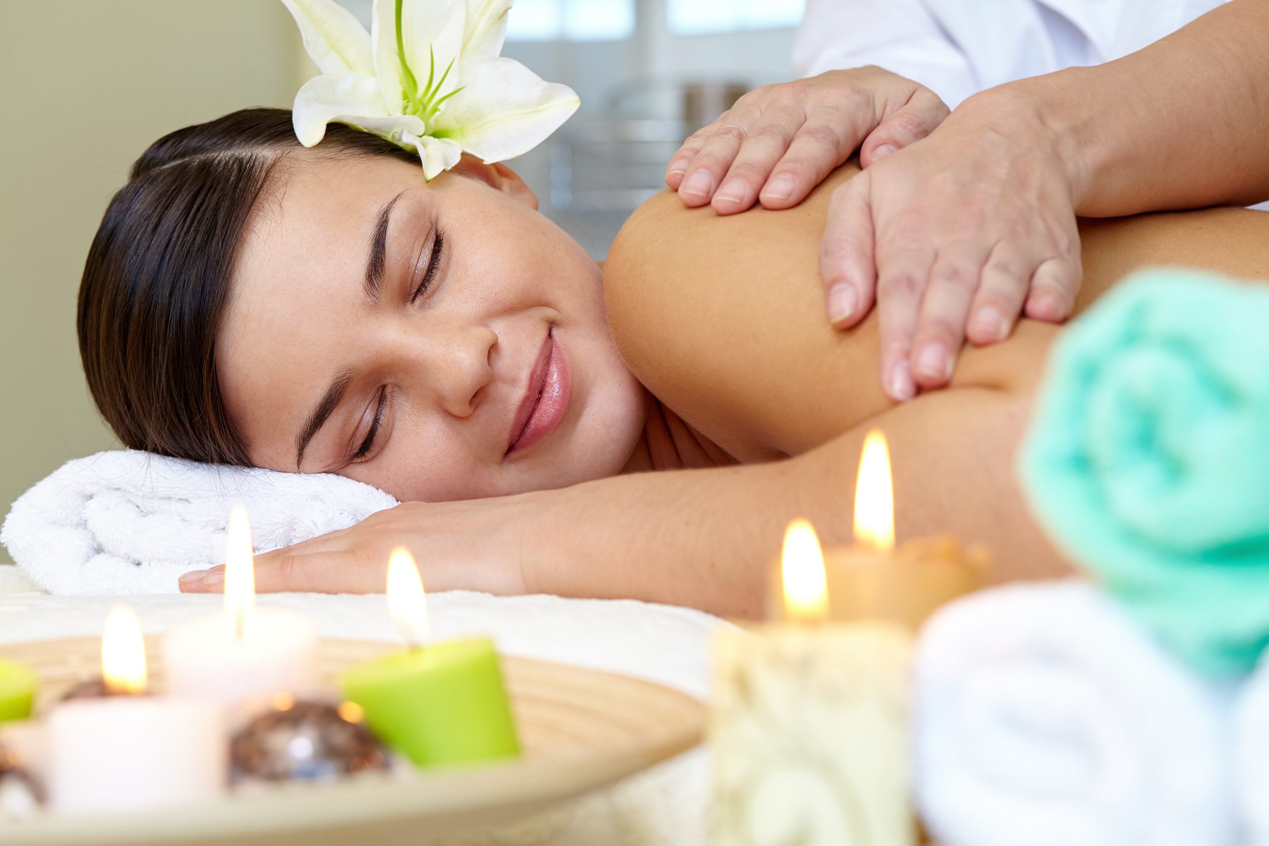 In spa salon Na Thai Oil Massage Phuket